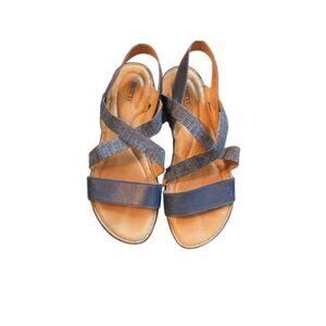 Born Size 11M Navy Blue Denim Leather Strappy Flat Sandals